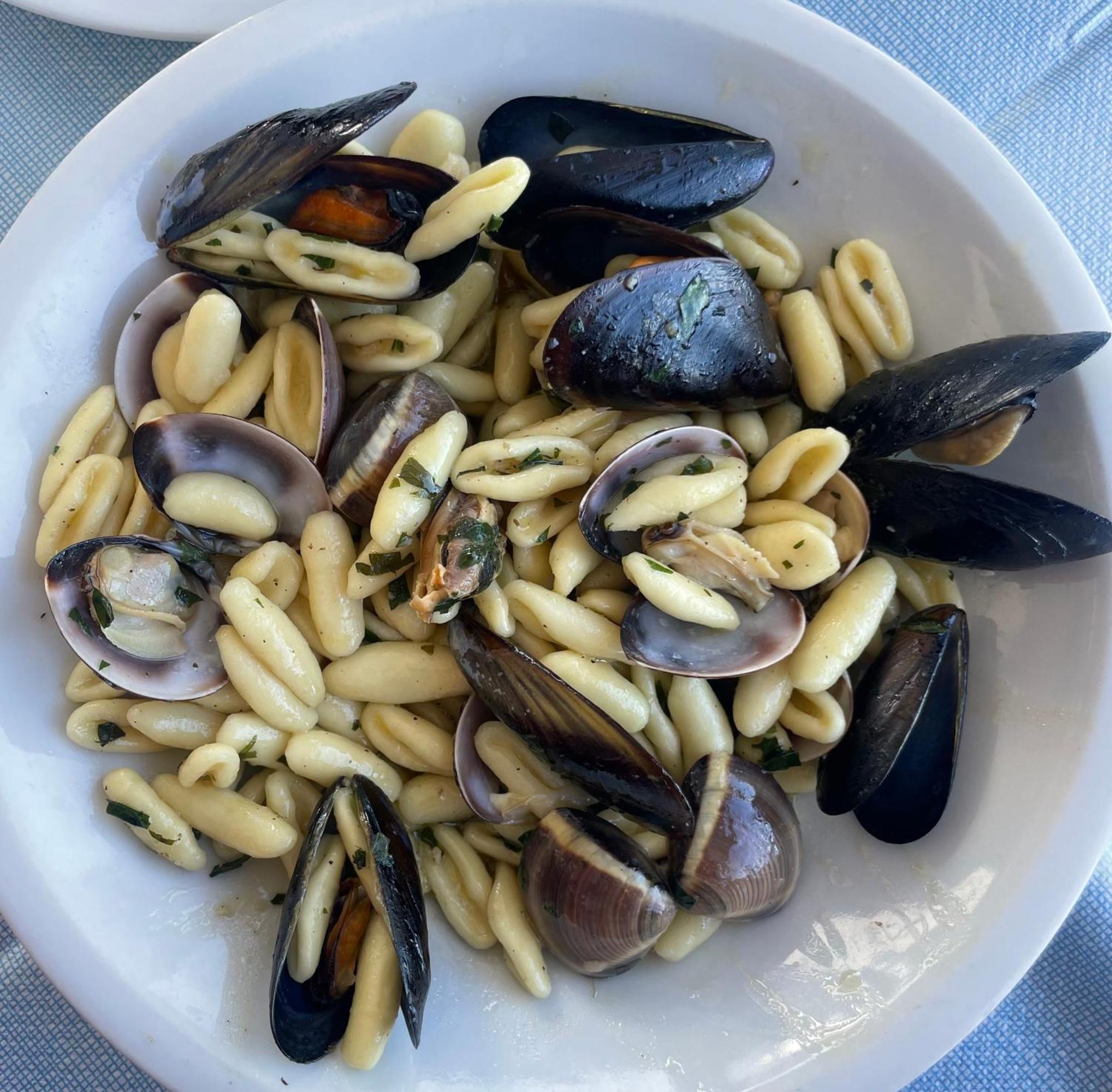 Apuliantales Bari-cozy * Carbonara di Bari